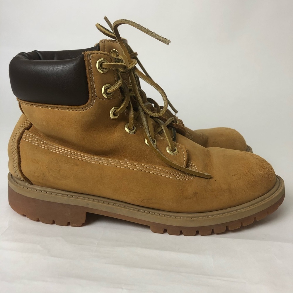 Timberland Women's Boots Wheat color #12909 6-inch waterproof Boot - Picture 1 of 8